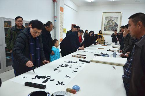 延安市文化志愿者服务总队组织美术分队来宜川开展基层文化惠民活动